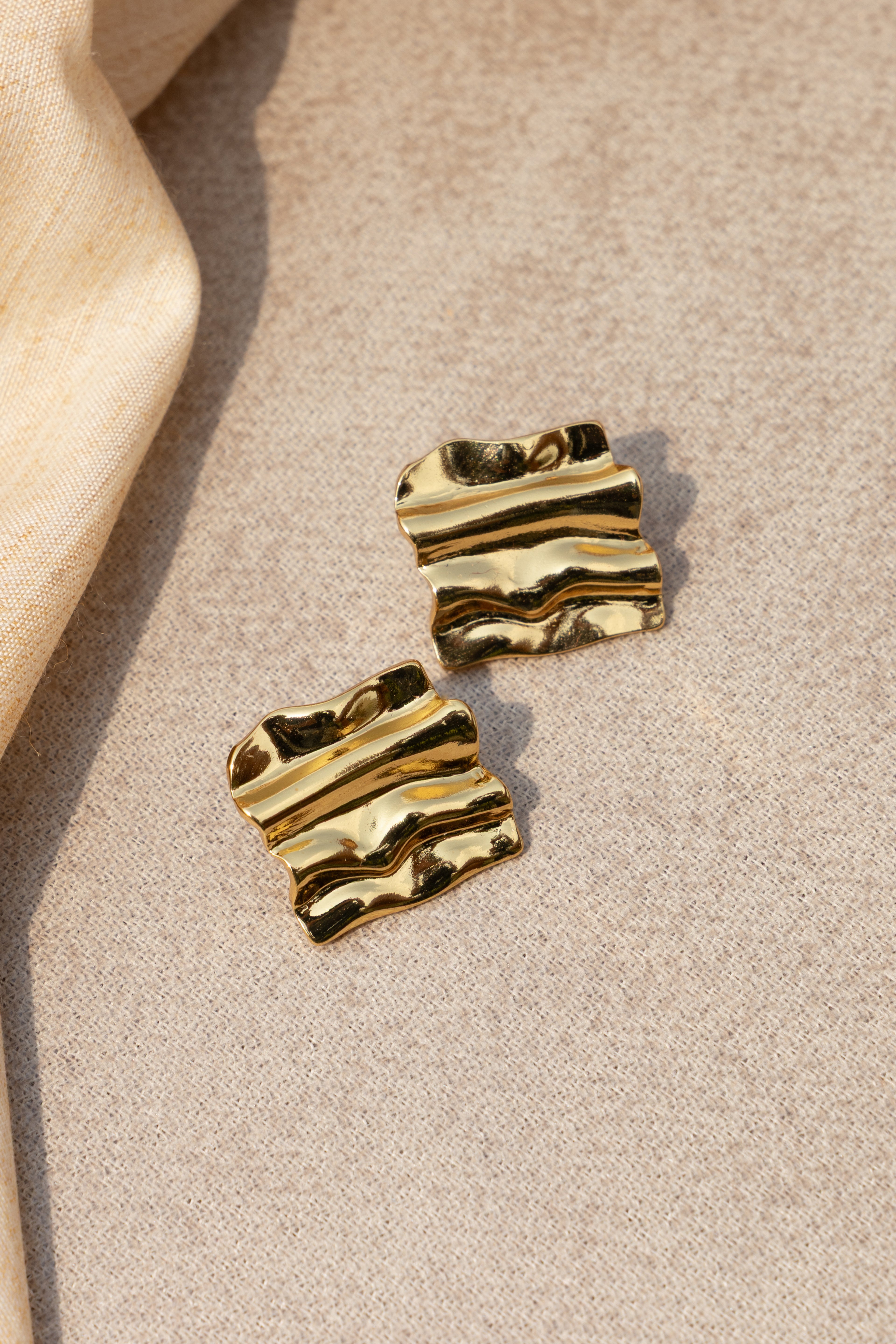 Crinkle Gold Studs