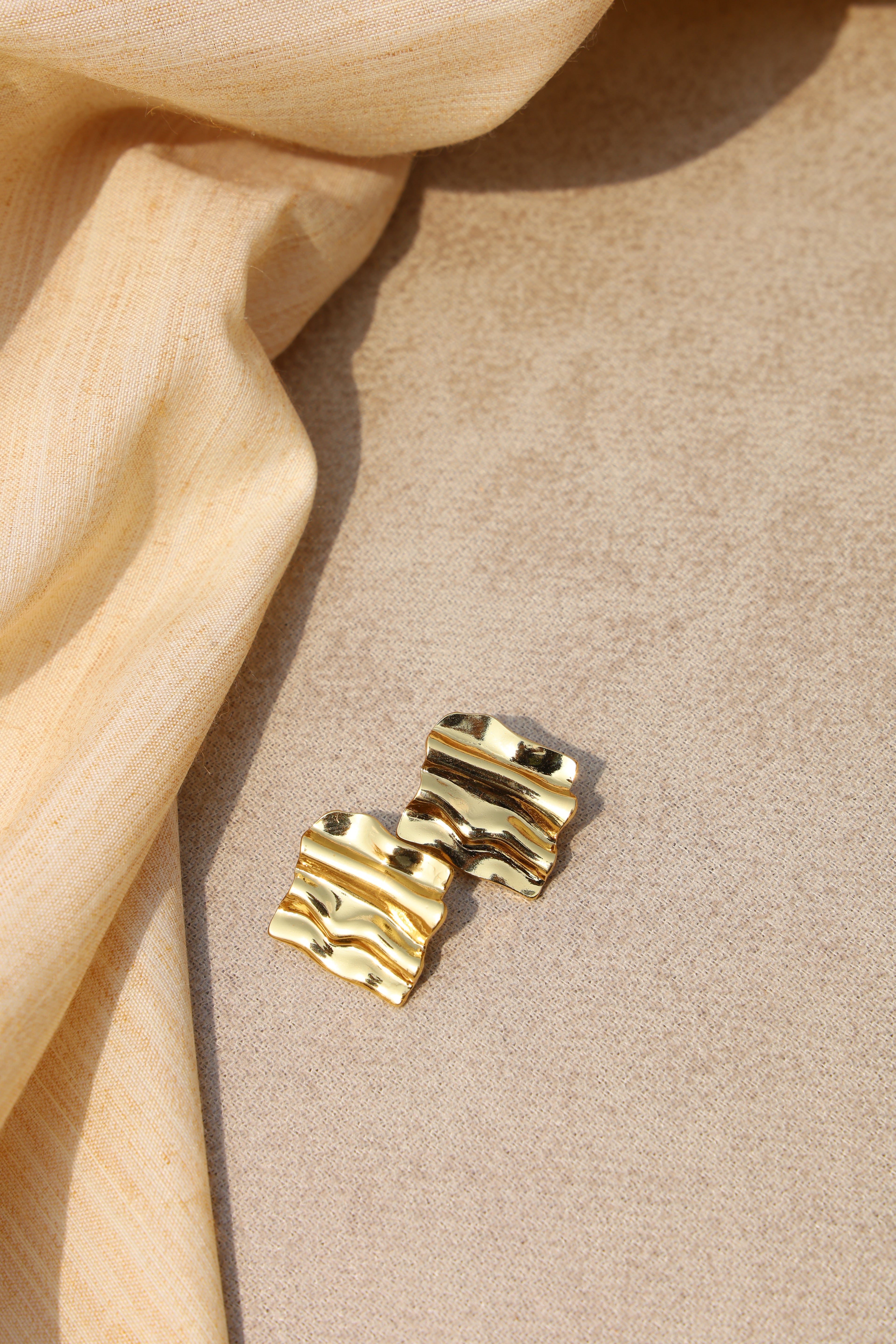 Crinkle Gold Studs
