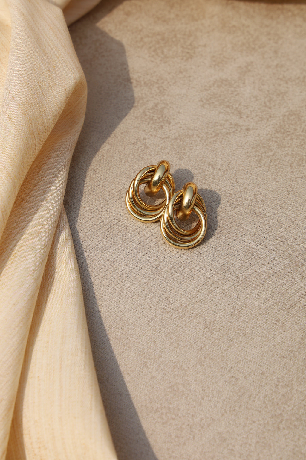 The Golden Orbit Hoops