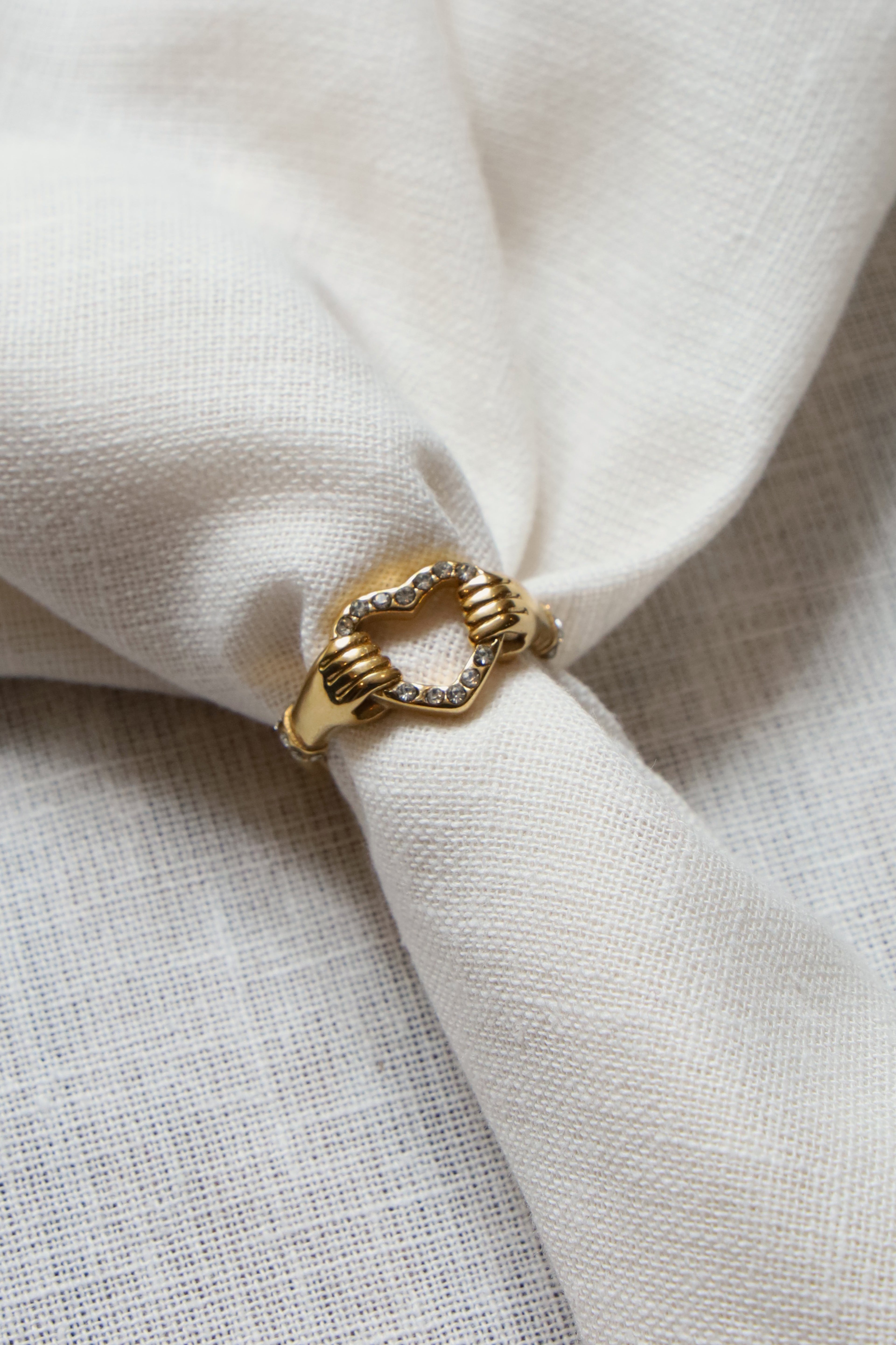 The Bond Ring