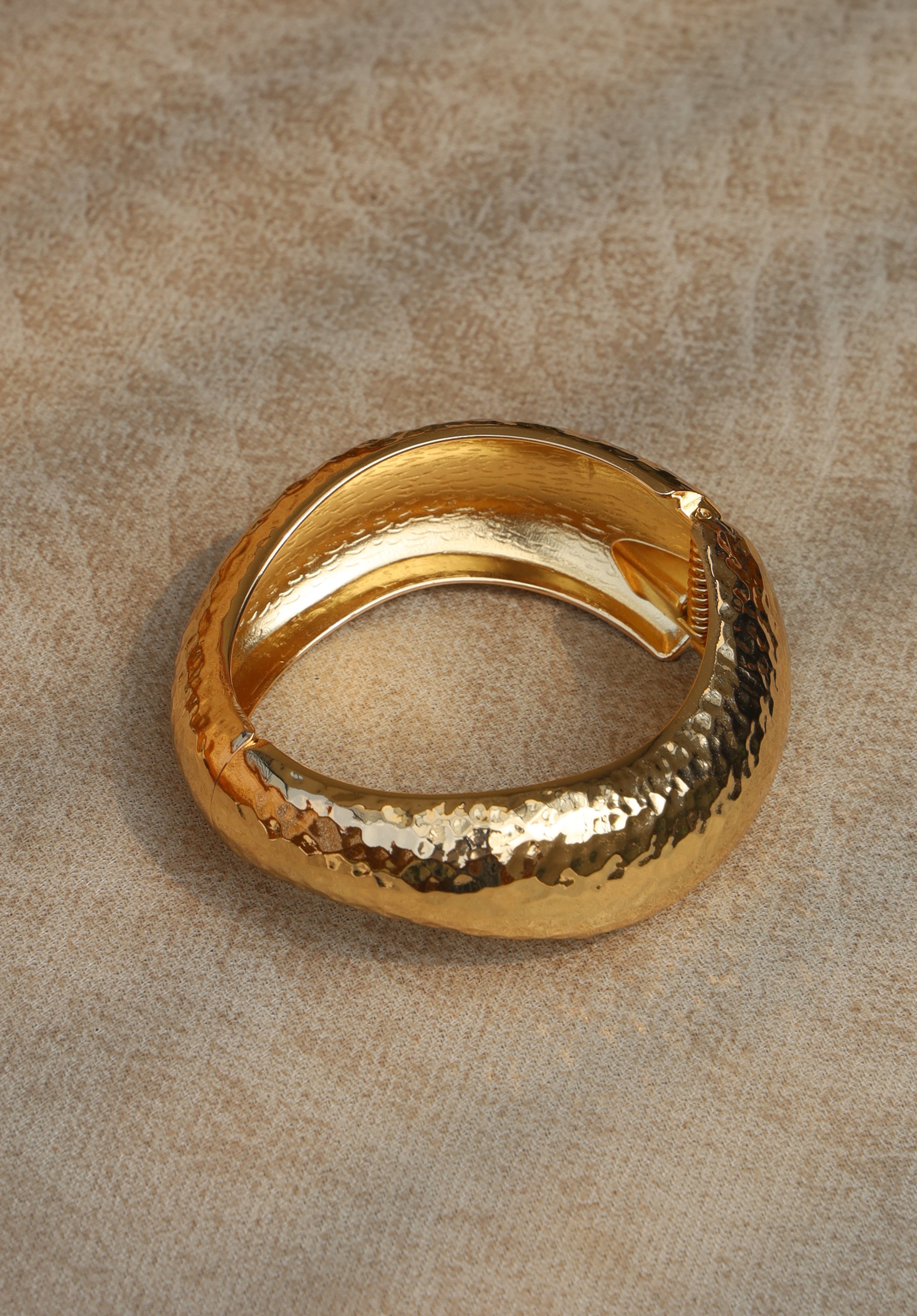 Auric Armor Cuff