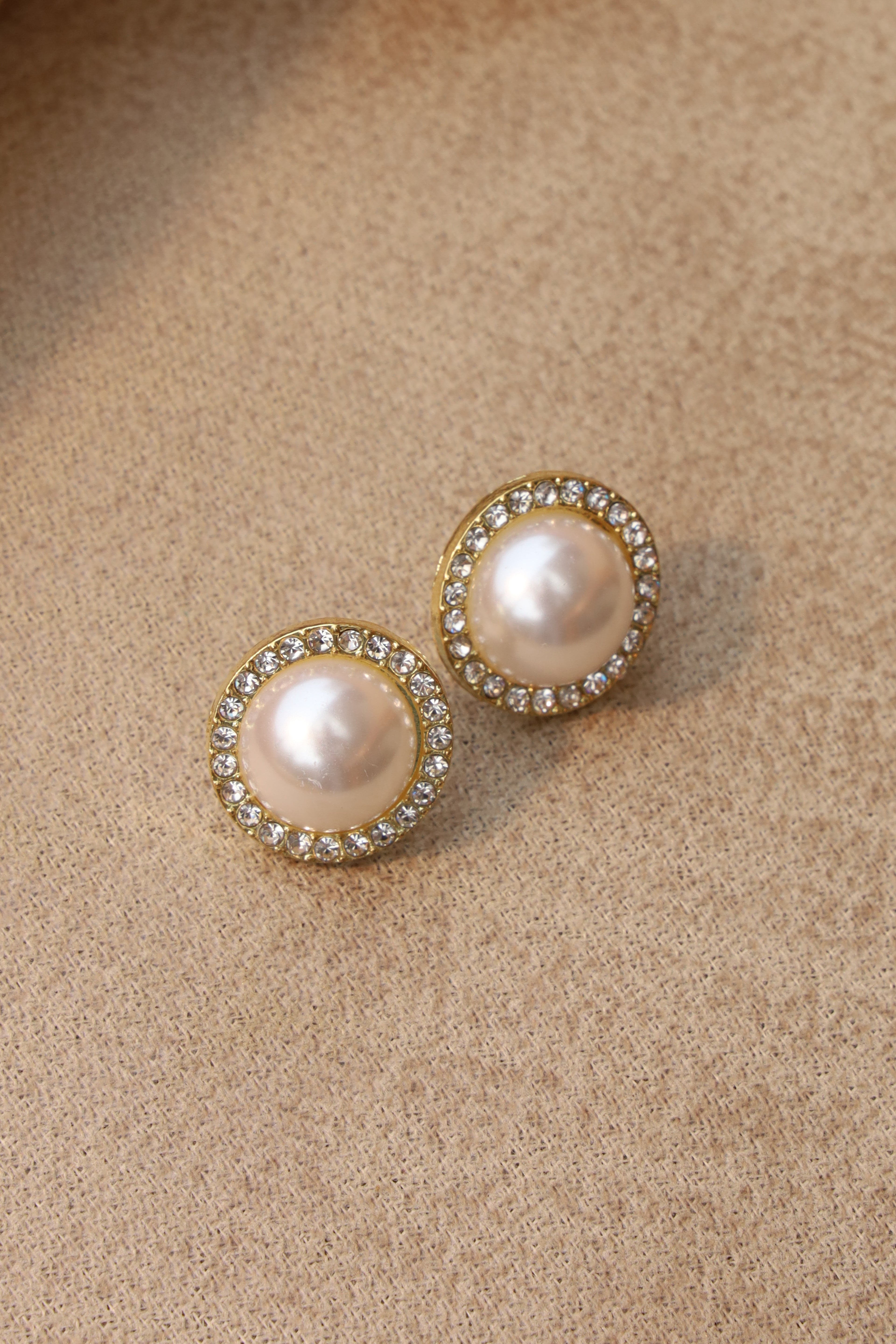 Glimmering Solstice Pearl Studs