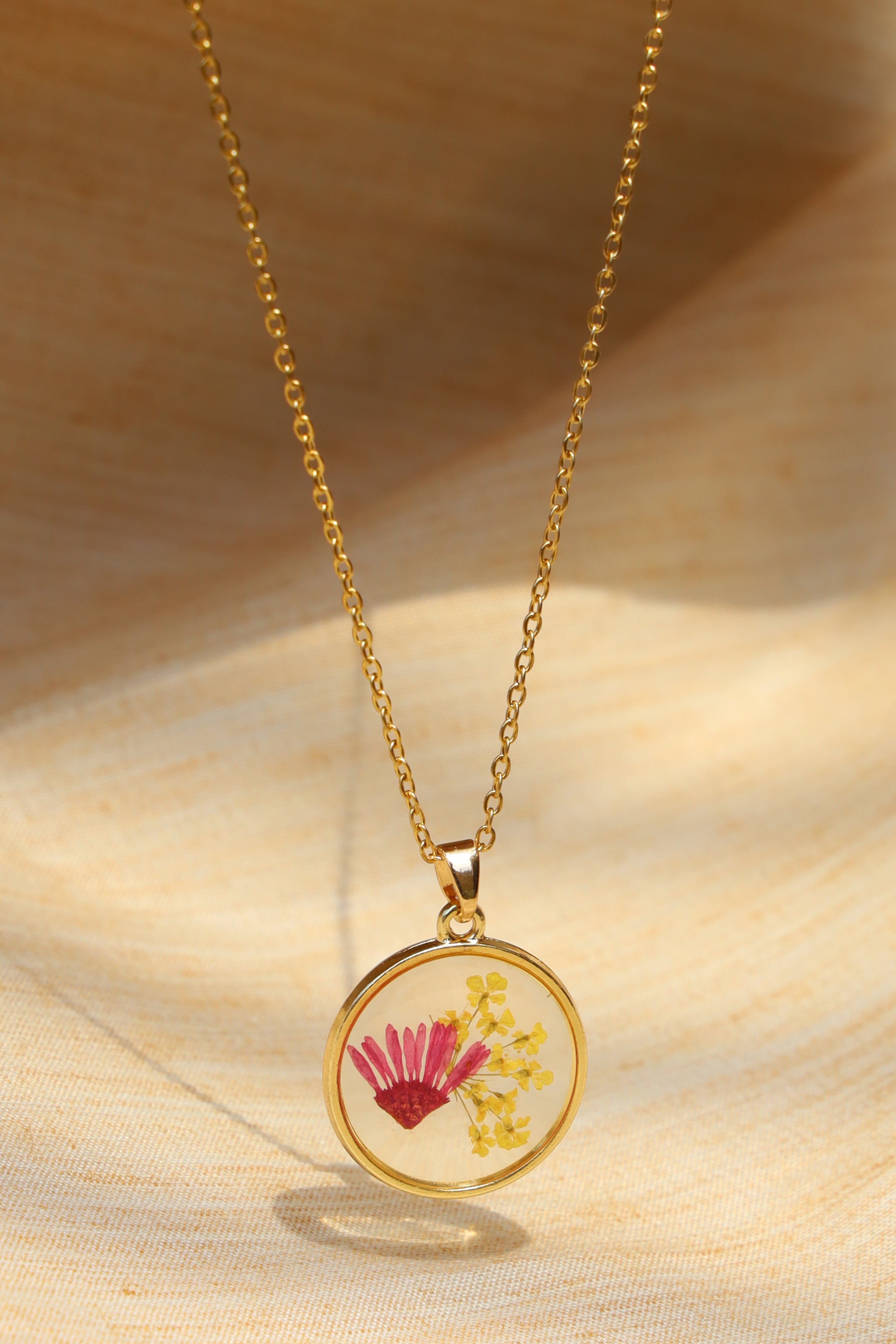 Resin Floral Medallion Necklace